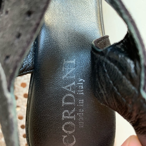 CORDANI HEELS, BLACK SUEDE, ITALIAN MADE, SIZE 39 - Picture 7 of 10